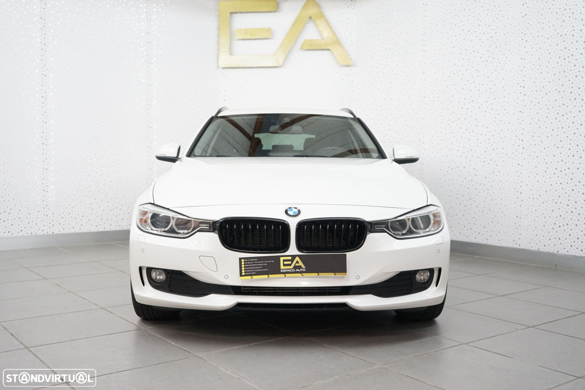 BMW 320 d Touring Auto Exclusive - 2