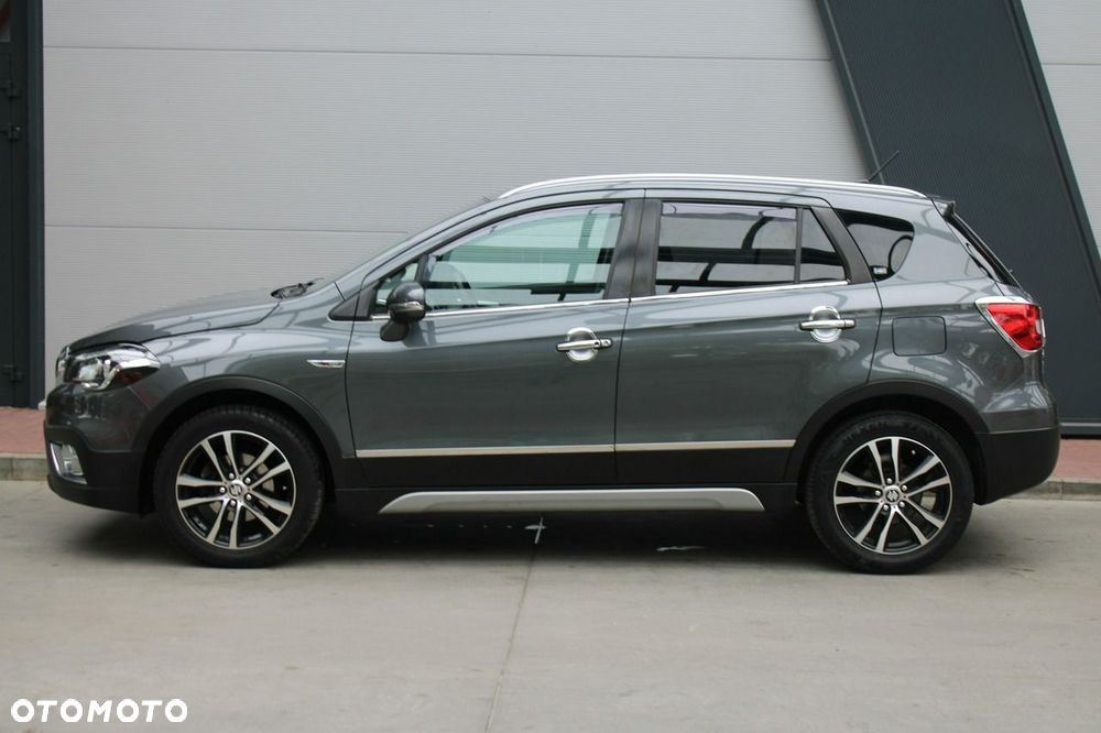 Suzuki SX4 S-Cross 1.4 T Premium 4WD - 40