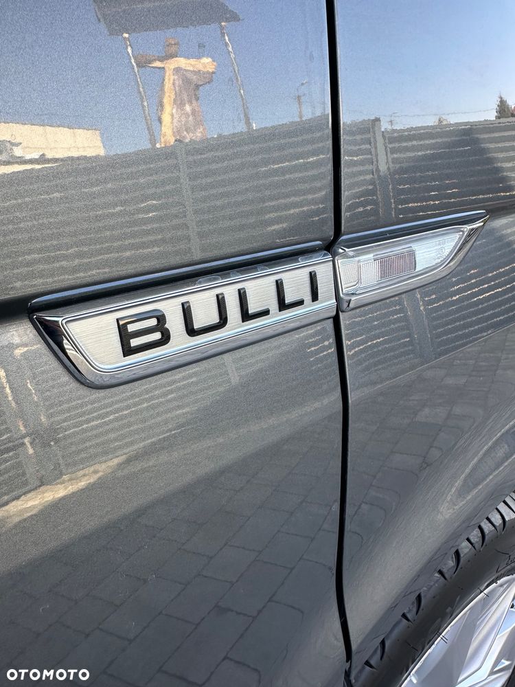 Volkswagen Multivan - 12