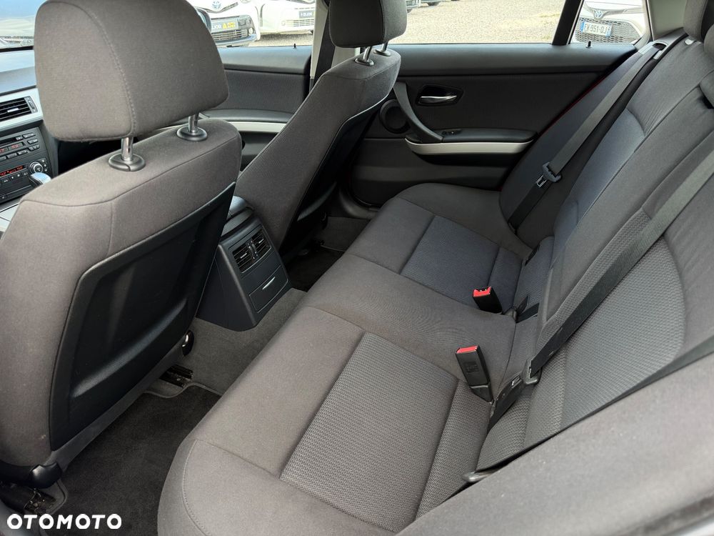 BMW Seria 3 320i Edition Sport - 20