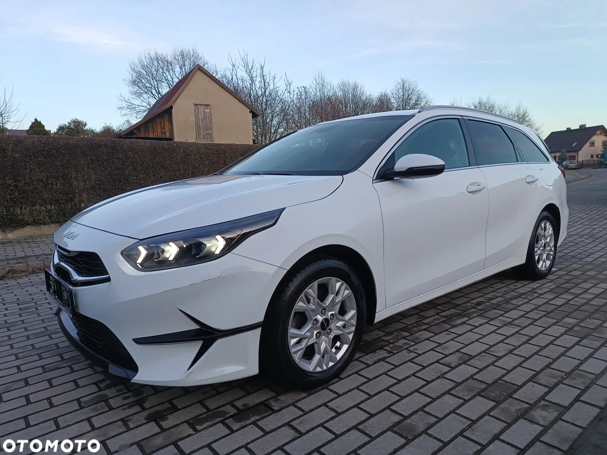 Kia Ceed 1.5 T-GDI OPF JBL Sound Edition - 4