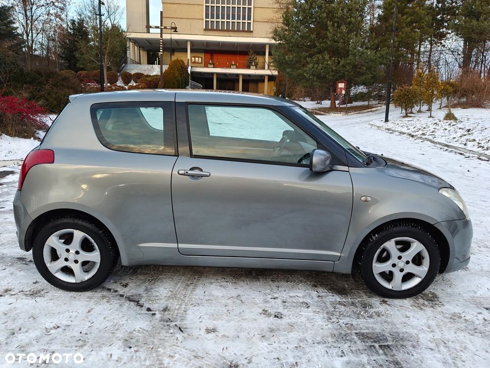 Suzuki Swift 1.5 GS - 3