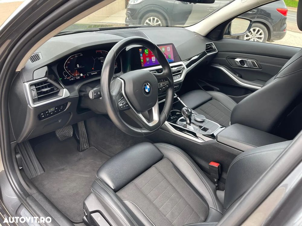 BMW Seria 3 330i AT Sport Line - 12