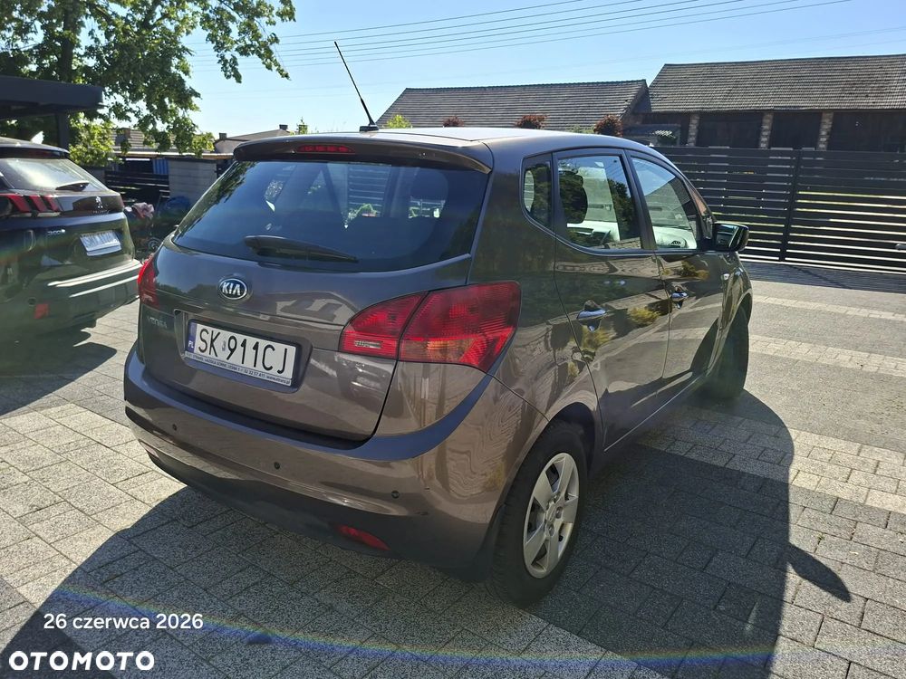 Kia Venga 1.4 L - 6