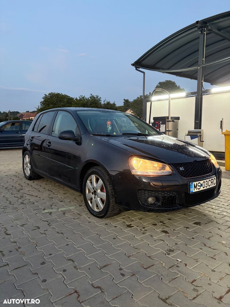 Volkswagen Golf - 4