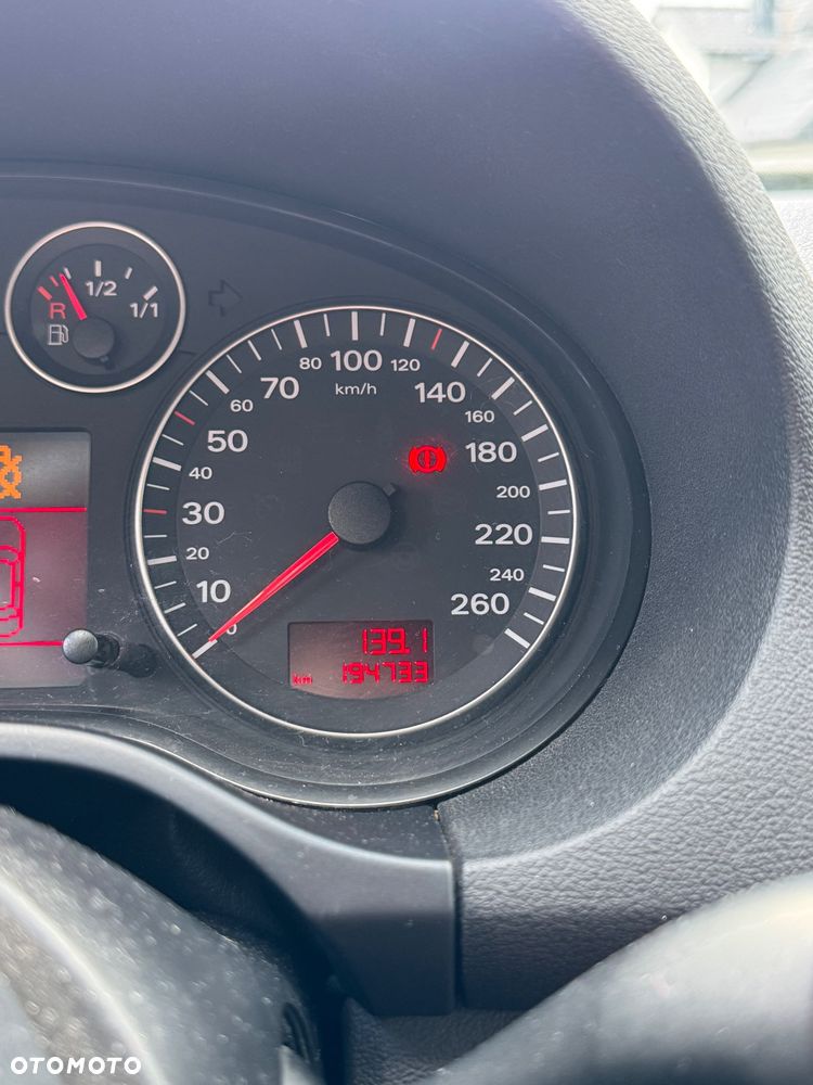 Audi A3 3-drzwiowe 2.0 TDI DPF Ambiente - 11