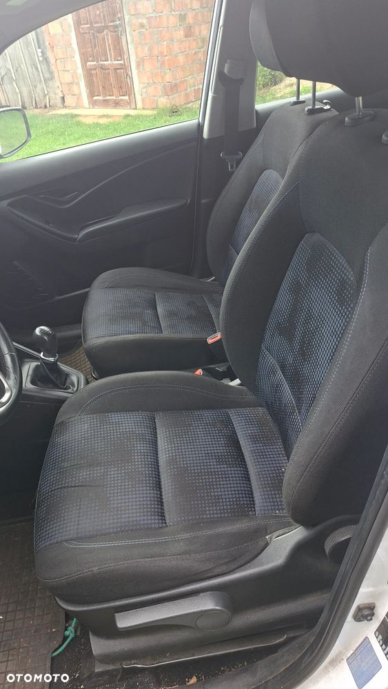 Hyundai ix20 1.4 Comfort - 12