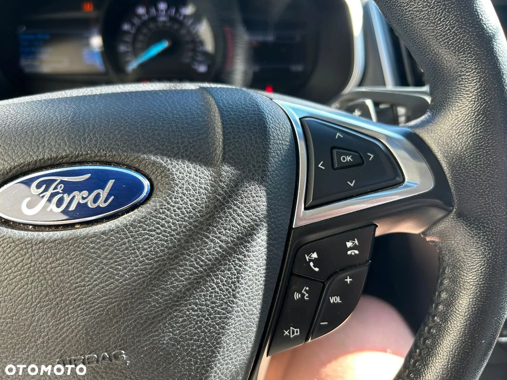 Ford Edge - 23