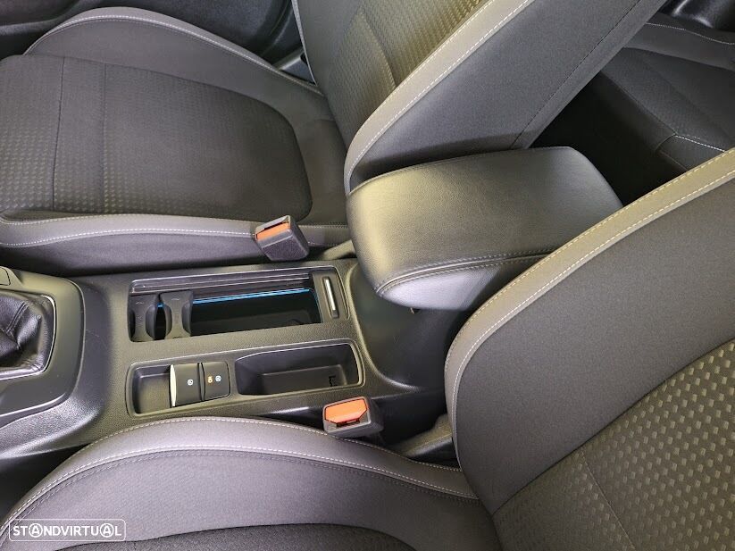 Ford Focus 1.0 EcoBoost MHEV Connected - 7