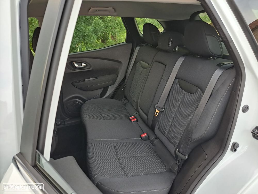 Renault Kadjar BLUE dCi 115 EDC BUSINESS EDITION - 35