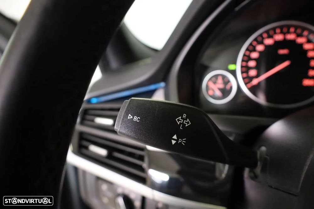 BMW X5 25 d sDrive Comfort 7L - 42