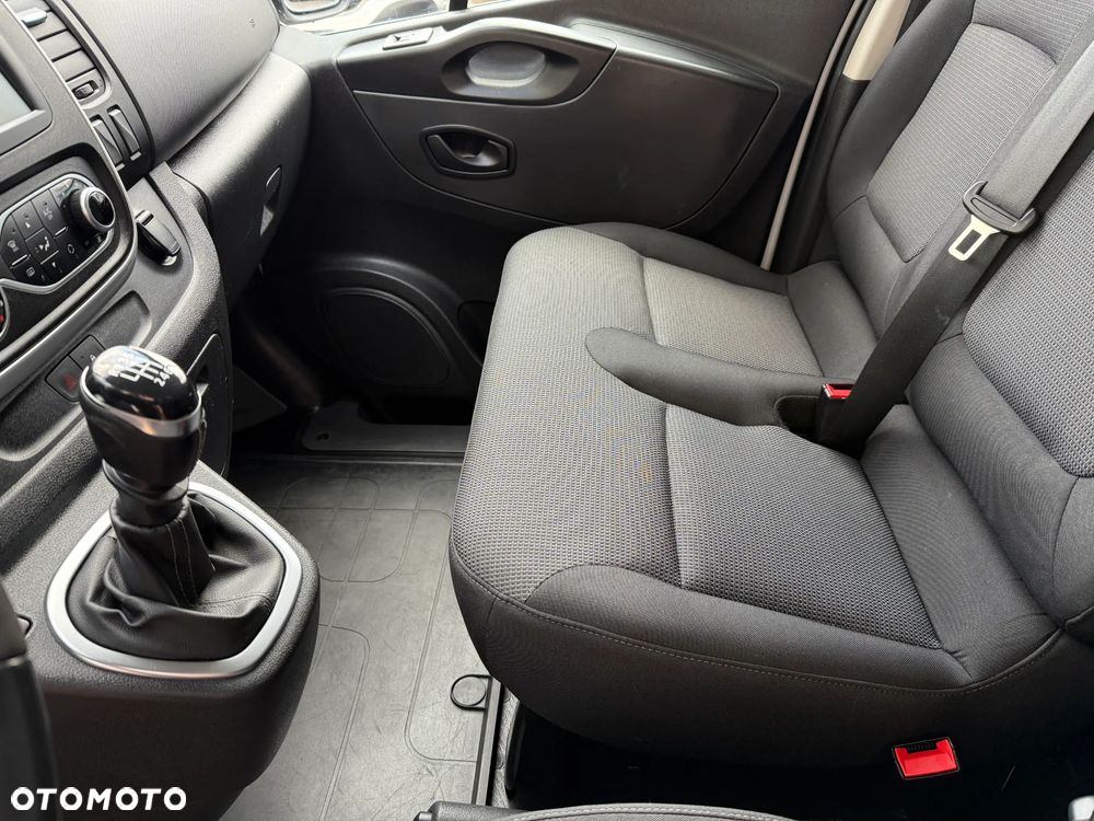 Renault Trafic 2,0 L2H1 - 18