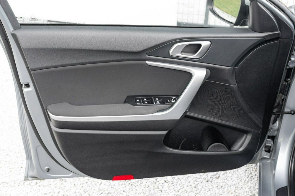 Kia Ceed 1.5 T-GDI M DCT - 10