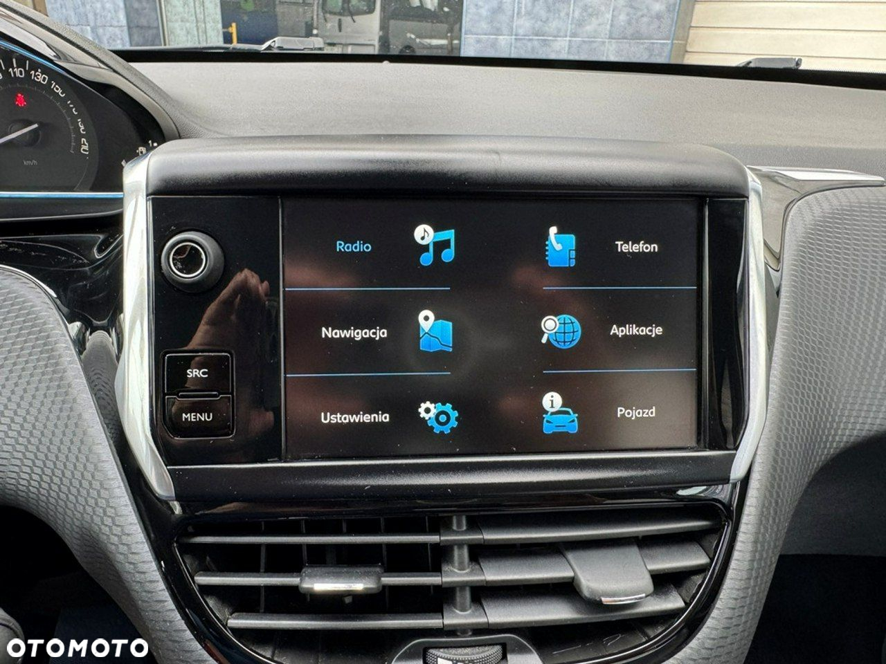 Peugeot 2008 - 12