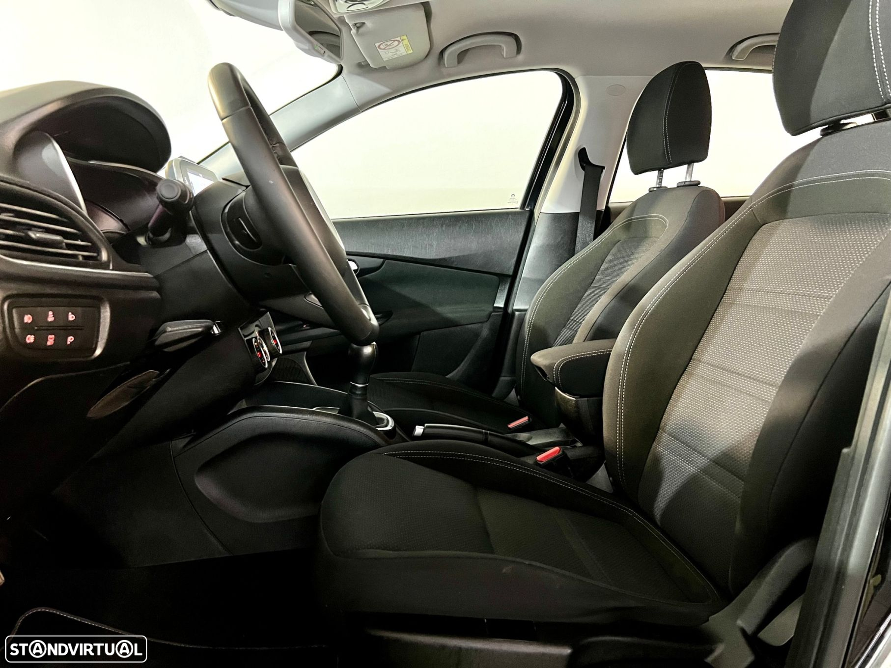 Fiat Tipo Station Wagon 1.3 M-Jet Lounge - 12