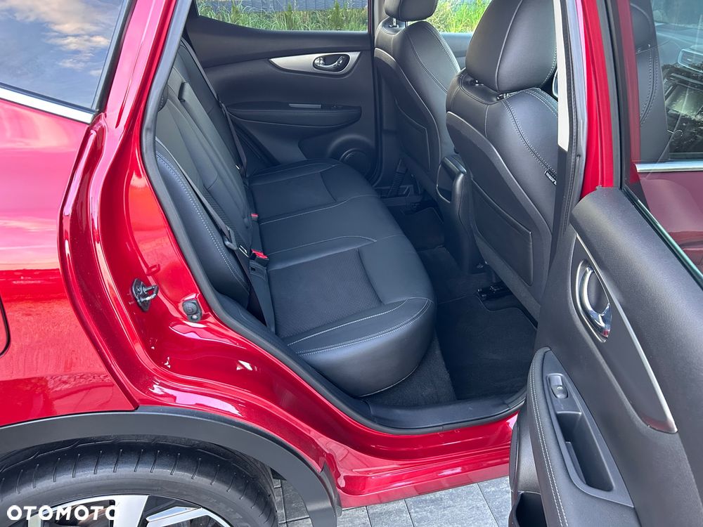 Nissan Qashqai 1.6 DIG-T Tekna - 12