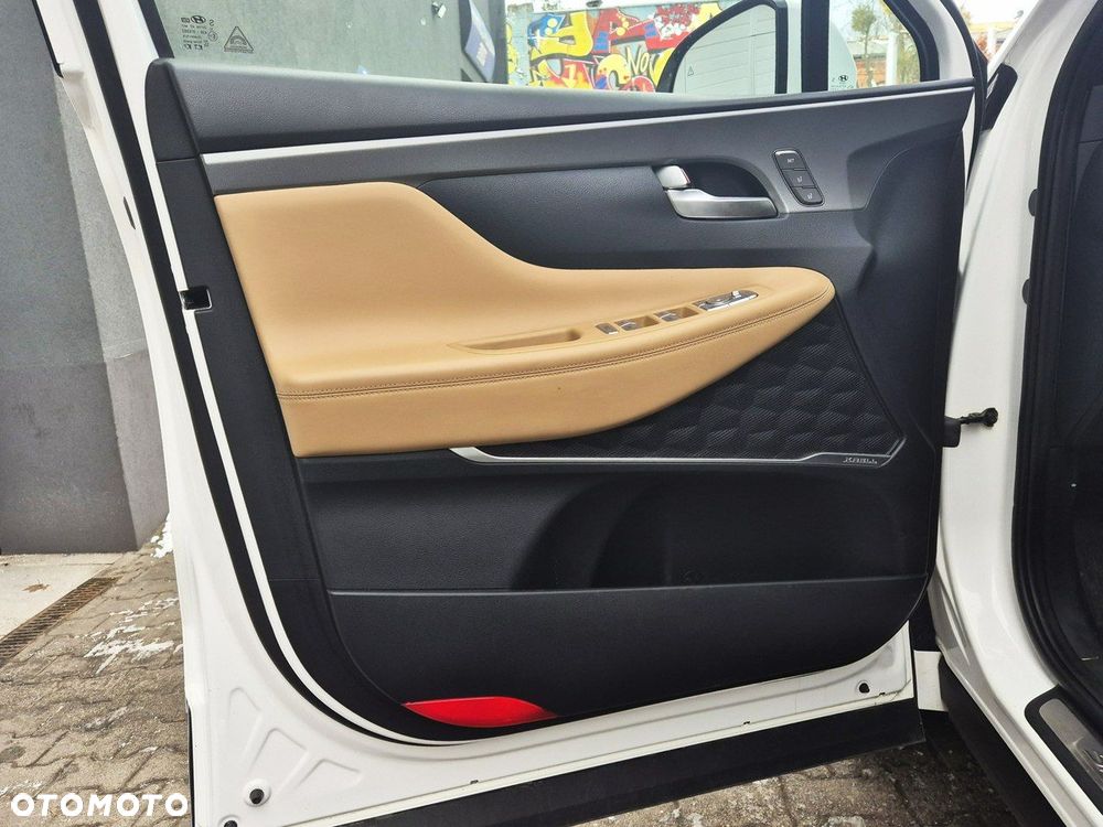 Hyundai Santa Fe 1.6 T-GDI HEV Platinum - 12