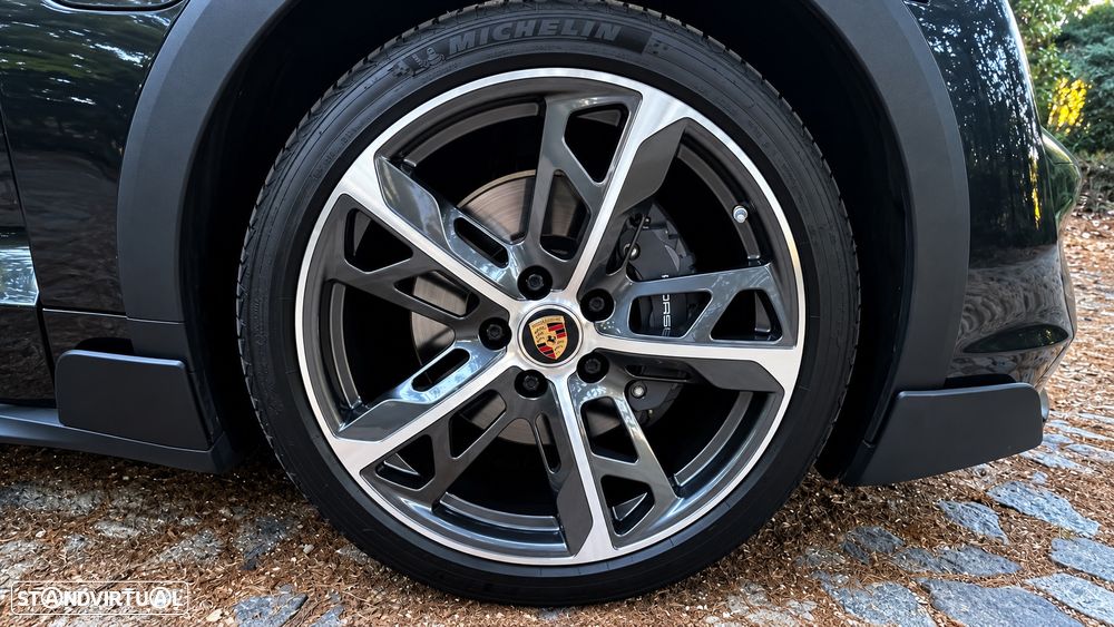 Porsche Taycan Bateria Performance Plus - 8