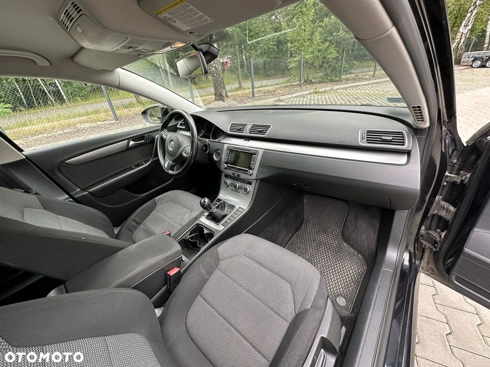 Volkswagen Passat 1.8 TSI Comfortline Optimum - 32