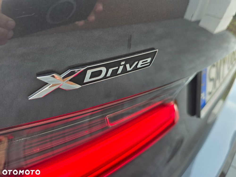 BMW Seria 3 320d xDrive M Sport Shadow sport - 10