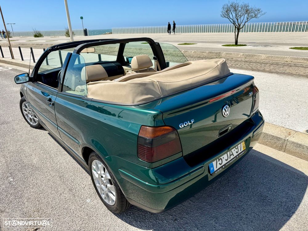 VW Golf Cabriolet 2.0 Avantgard - 2
