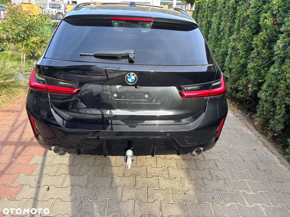BMW Seria 3 320d xDrive M Sport sport - 9