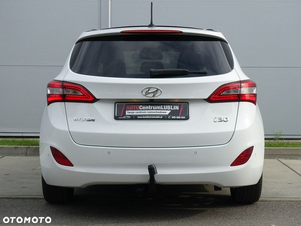 Hyundai i30 1.6 CRDI DCT Passion Plus - 11