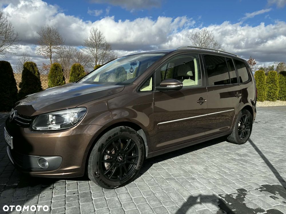 Volkswagen Touran - 1