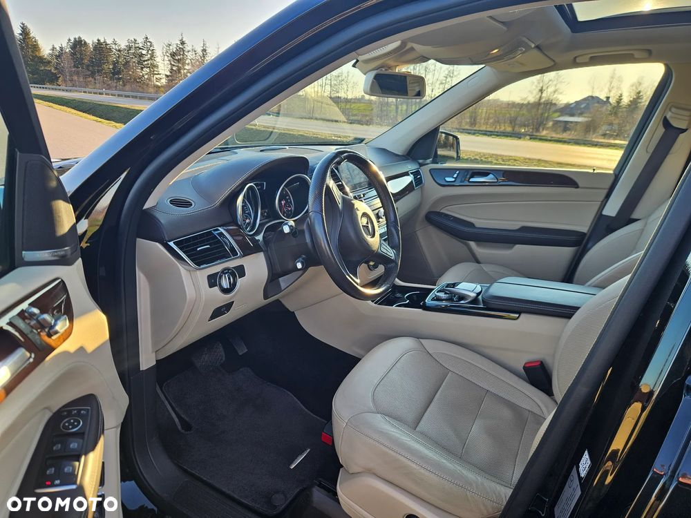 Mercedes-Benz GLE 350 d 4-Matic - 11