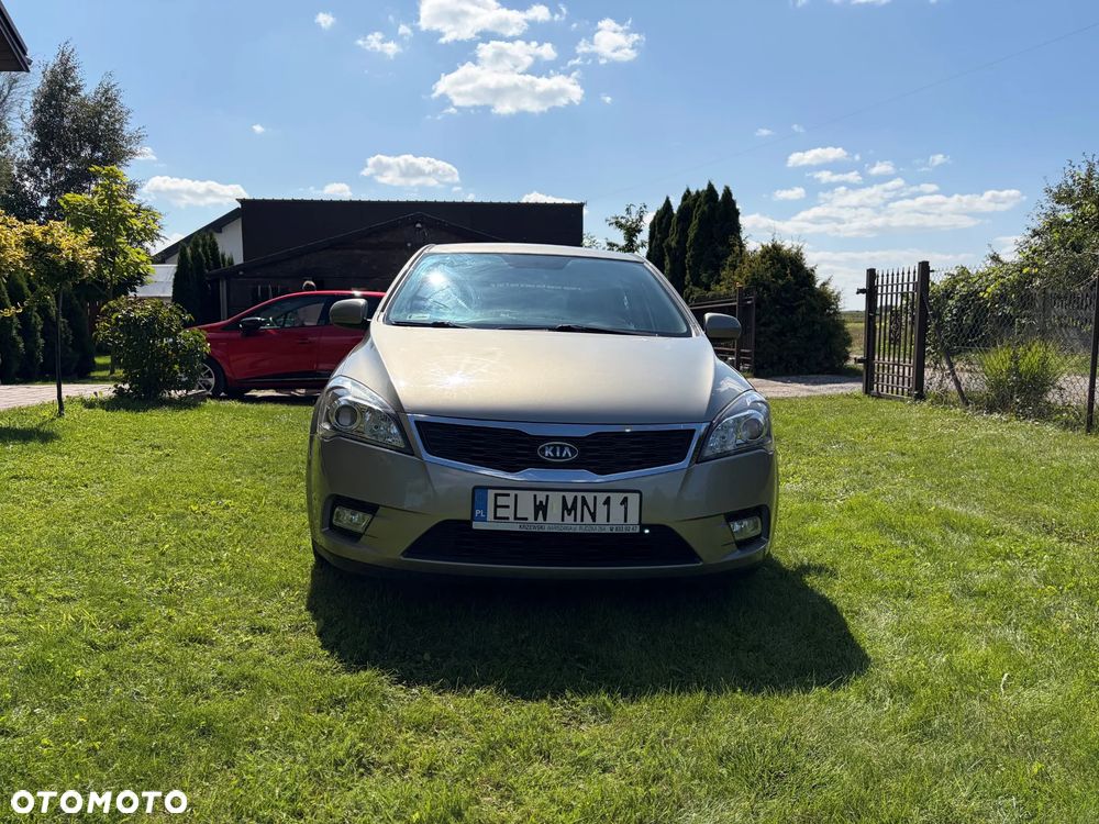 Kia Ceed 1.4 Comfort - 6