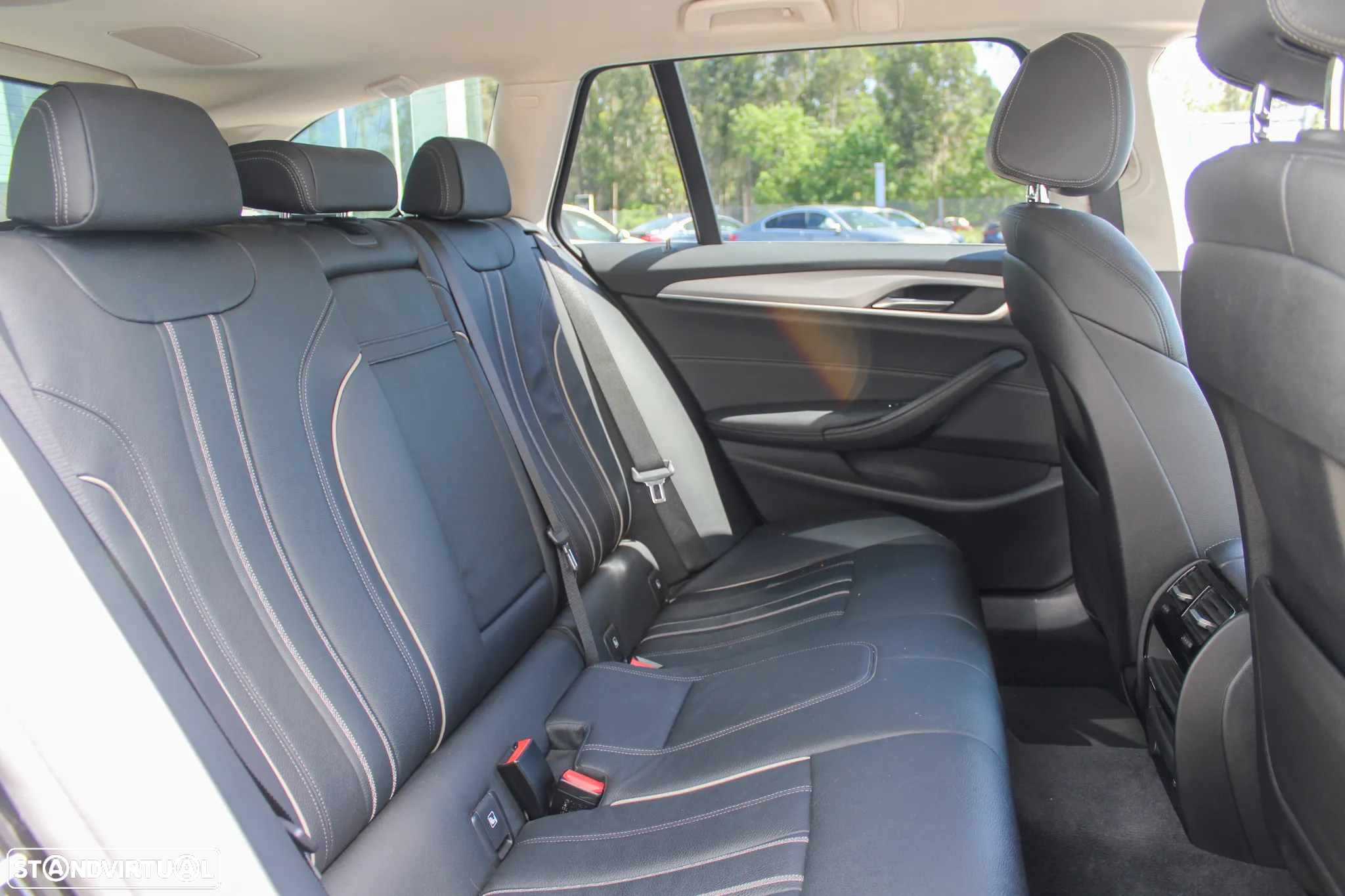 BMW 530 e - 17