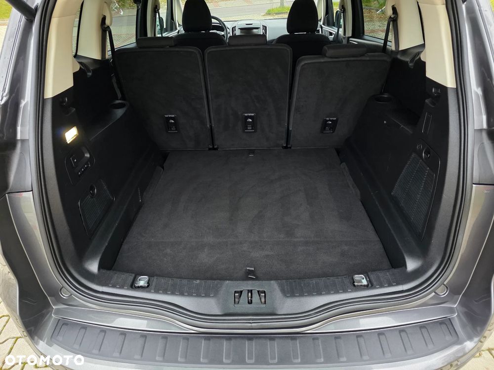 Ford S-Max 2.0 TDCi Titanium - 37