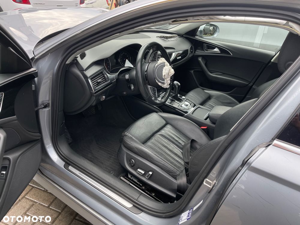 Audi A6 Avant 2.0 TDI Ultra DPF S tronic - 12