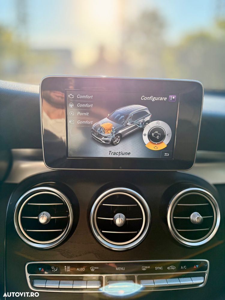 Mercedes-Benz GLC 250 4MATIC 9G-TRONIC AMG Line - 19