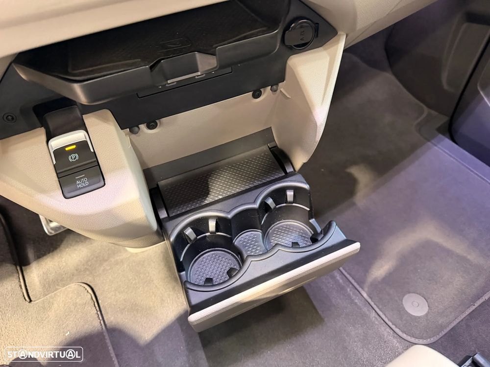 VW Multivan 2.0 TDI Style DSG - 36