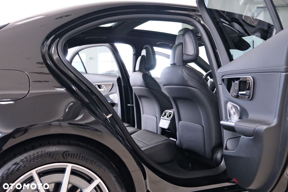 Mercedes-Benz Klasa C AMG 43 4Matic AMG Speedshift MCT9G AMG Sondermodell - 34