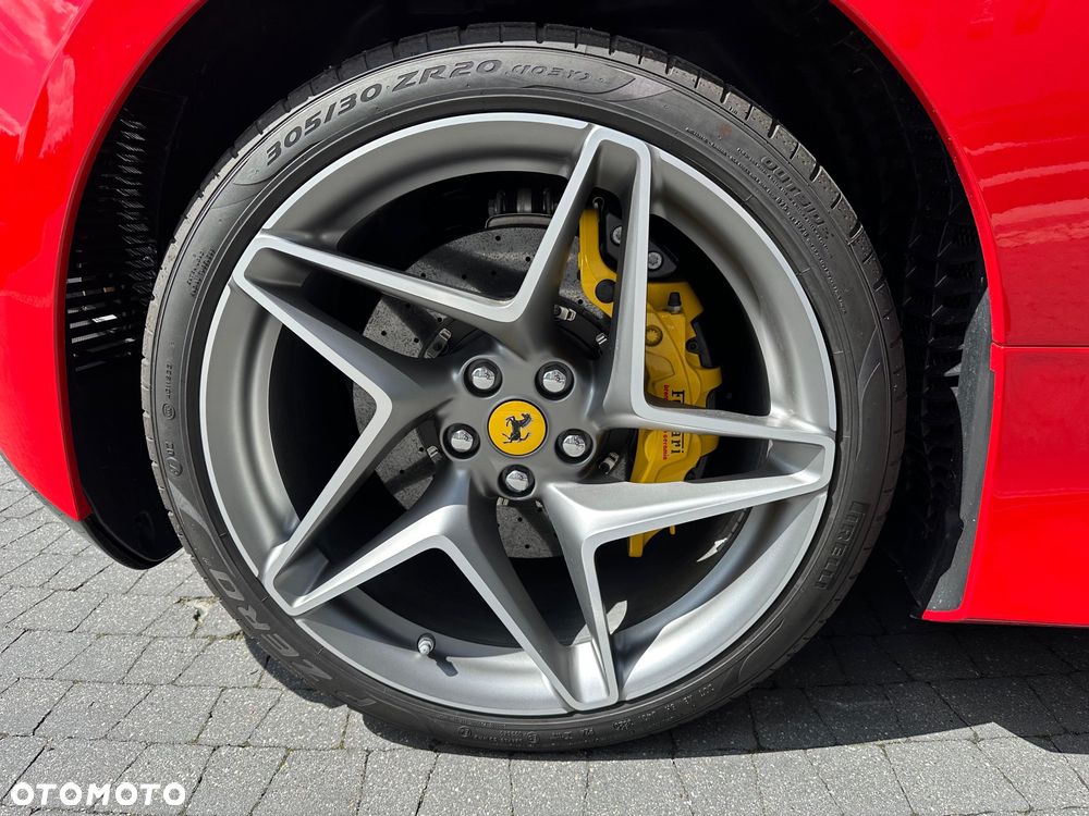 Ferrari F8 Spider Standard - 19