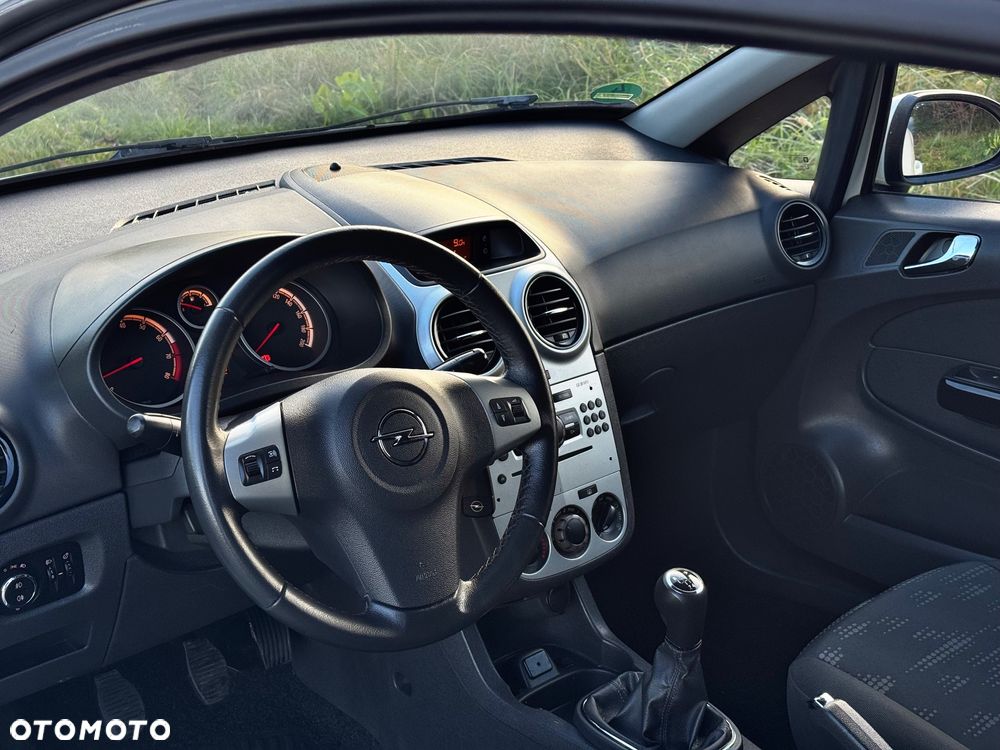 Opel Corsa 1.2 16V Color Edition - 14