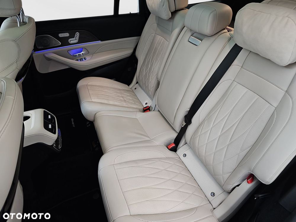 Mercedes-Benz GLS - 16