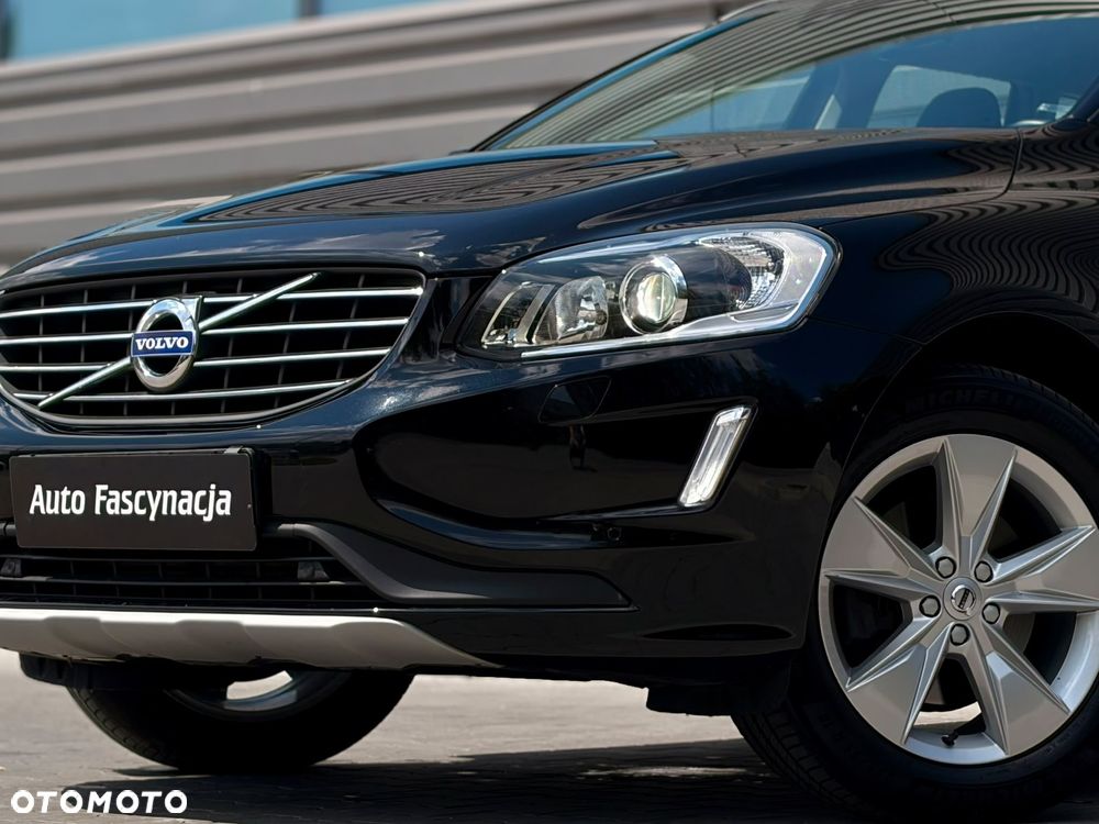 Volvo XC 60 D4 AWD Summum - 25