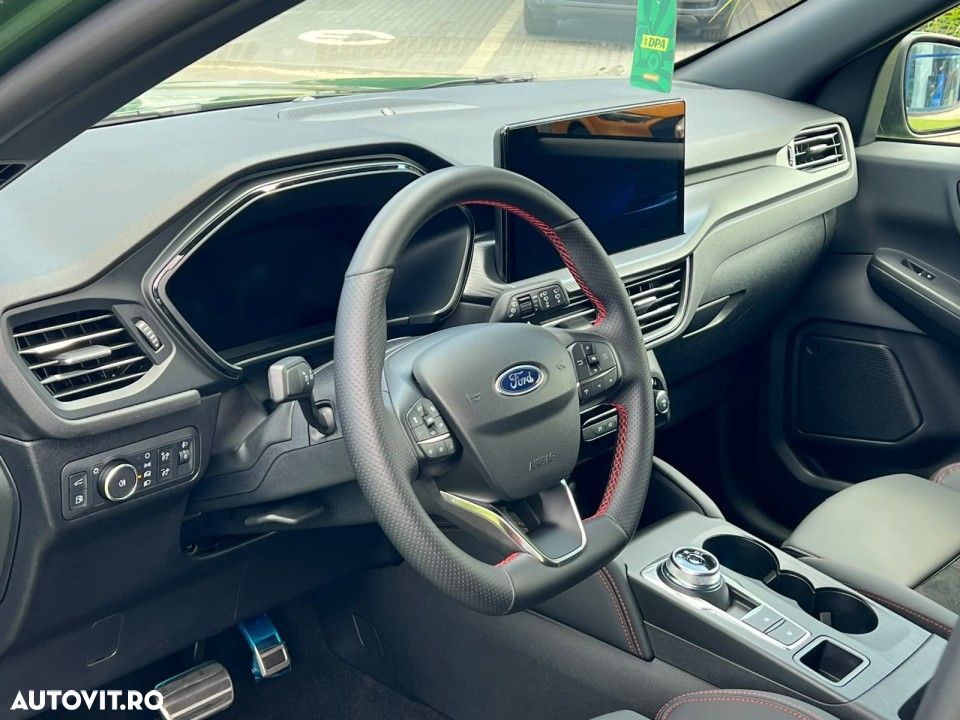 Ford Kuga 2.5 Duratec FWD PHEV ST-Line - 30