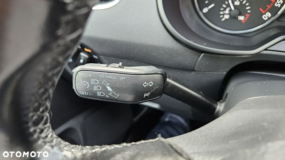 Skoda Octavia 1.6 TDI Ambiente DSG - 26