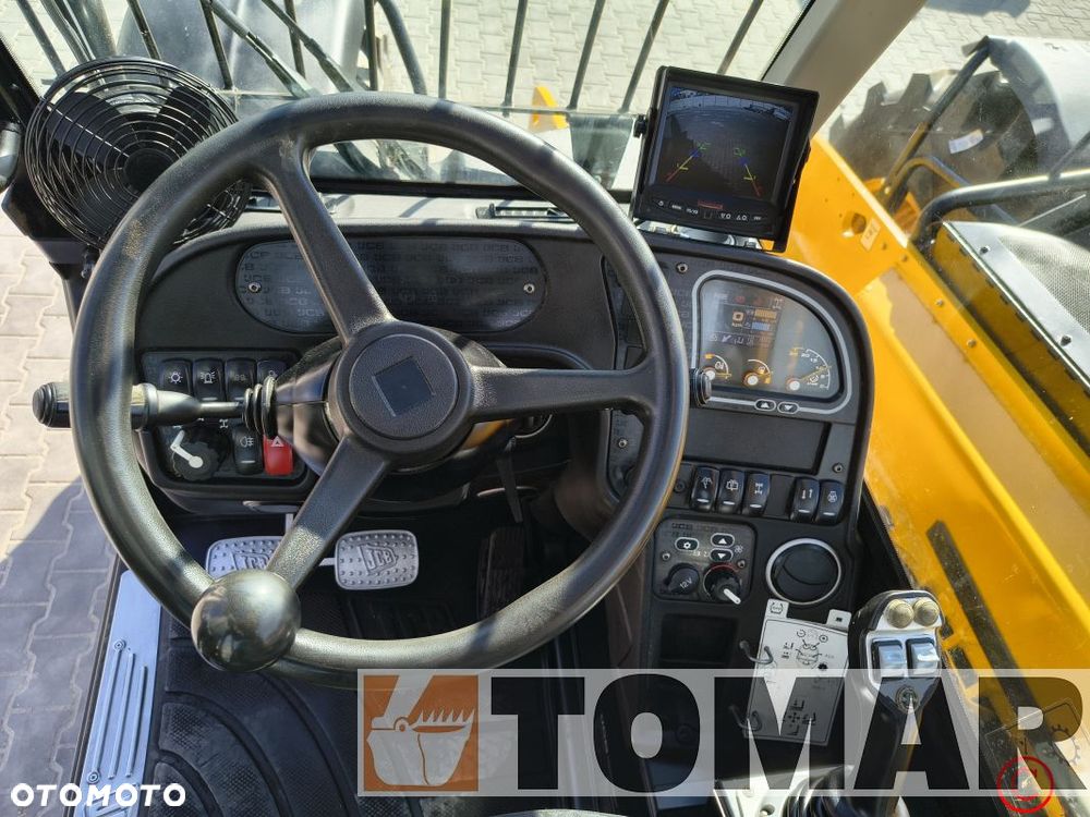 JCB 560-80 2018R agri plus - 23