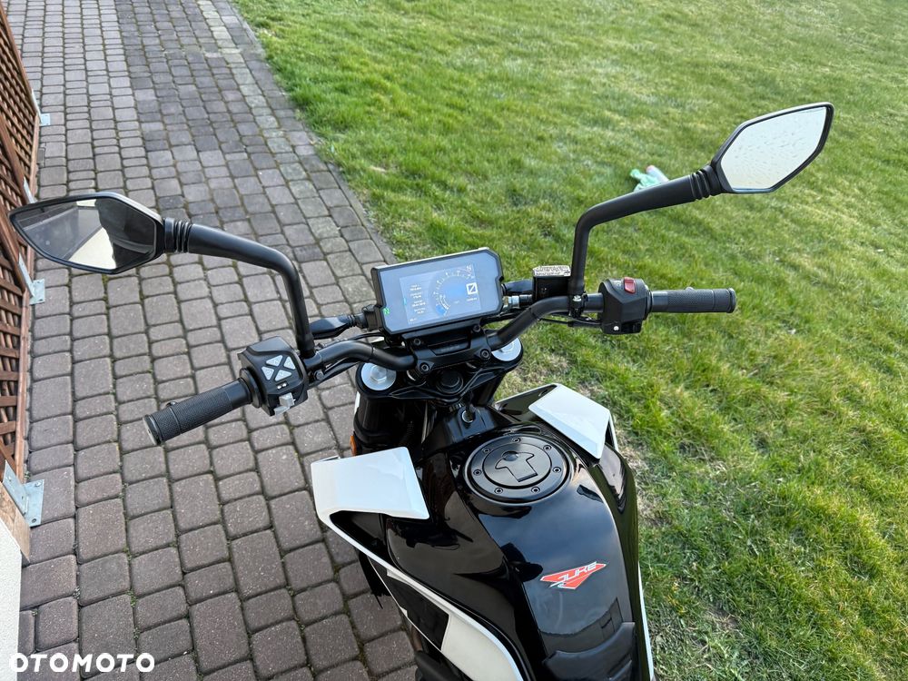 KTM Duke 125 - 10