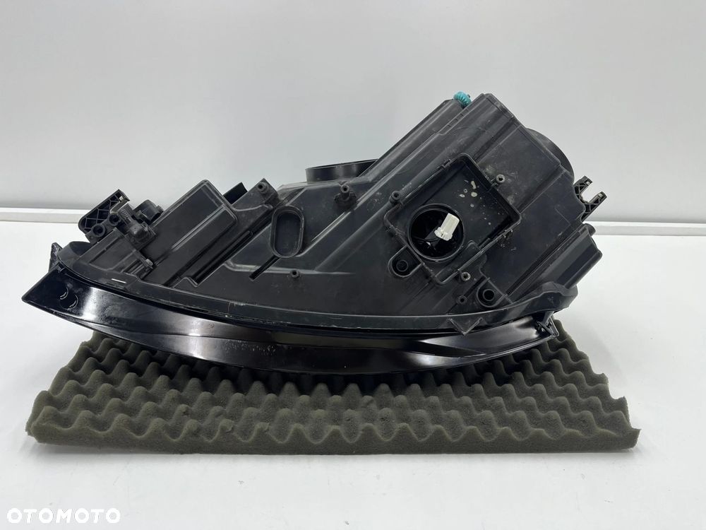 Lampa reflektor Audi A3 8p LIFT 08-13r. PRAWA przednia Bi-xenon + LED Europa oryginał prawy przód 8p - 12