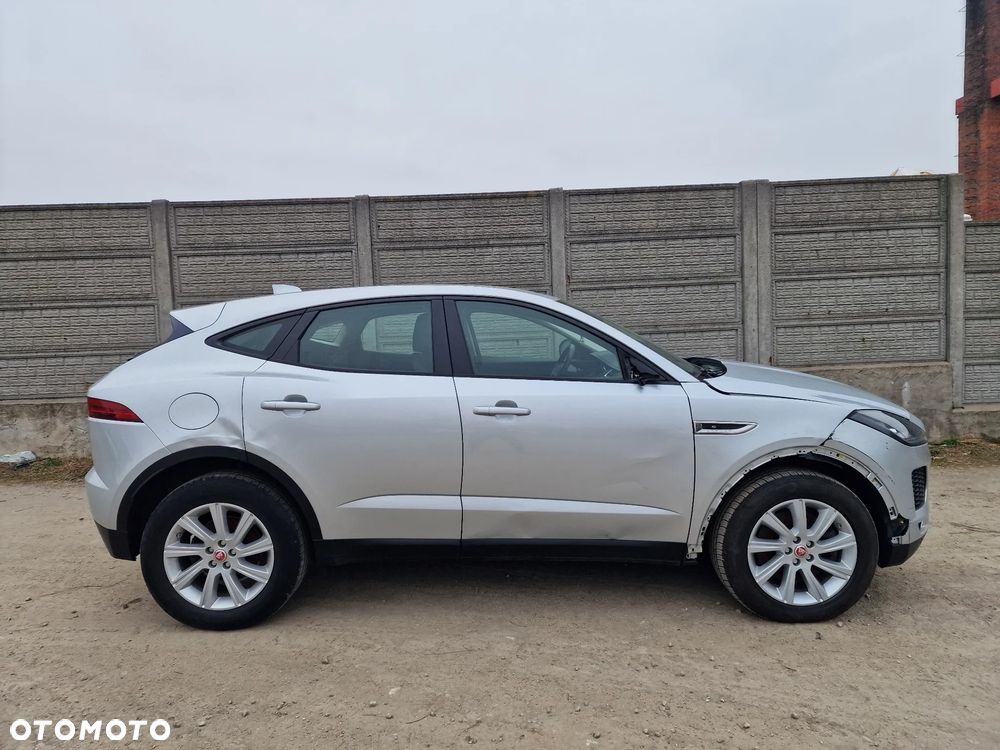Jaguar E-Pace P200 AWD R-Dynamic S - 34