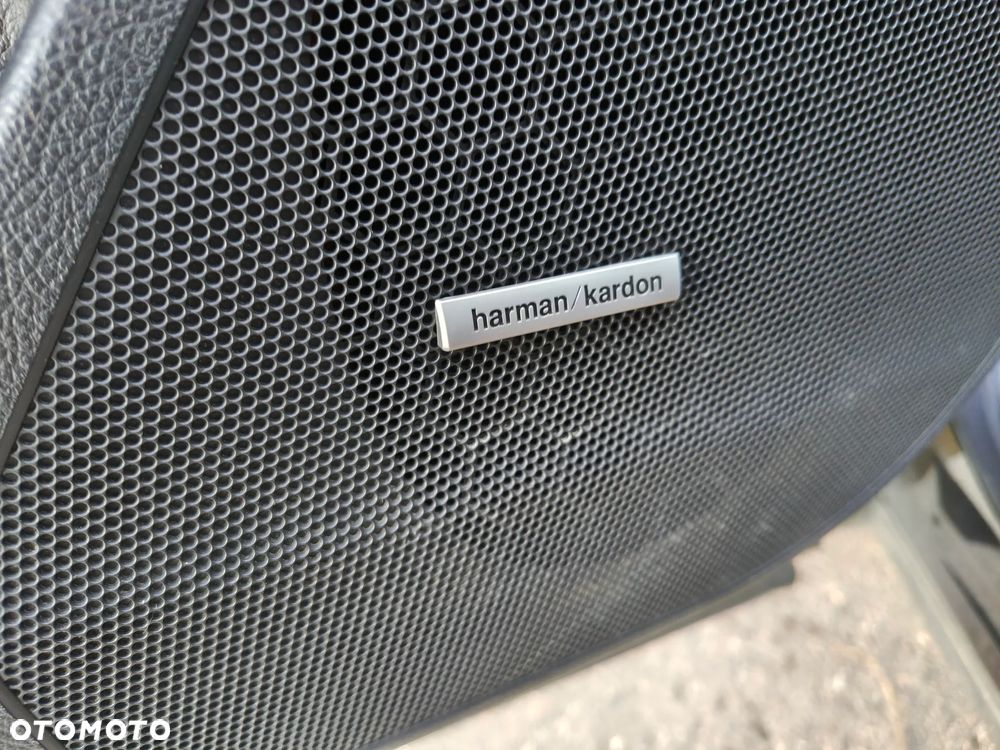 Subaru Forester 2.0 XT Platinum Lineartronic - 12