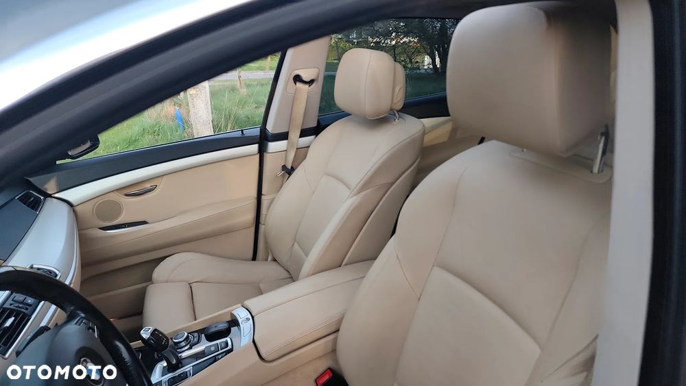 BMW 5GT 530d - 13