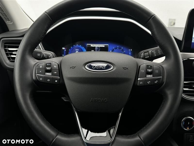Ford Kuga - 12