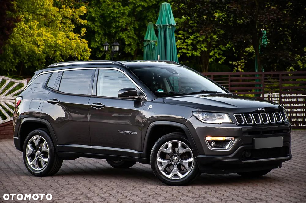 Jeep Compass - 4